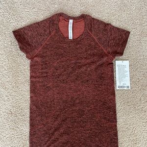 Lululemom Swiftly Tech Short Sleeve 2.0